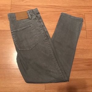 NWOT AE Men’s Gray Jeans
